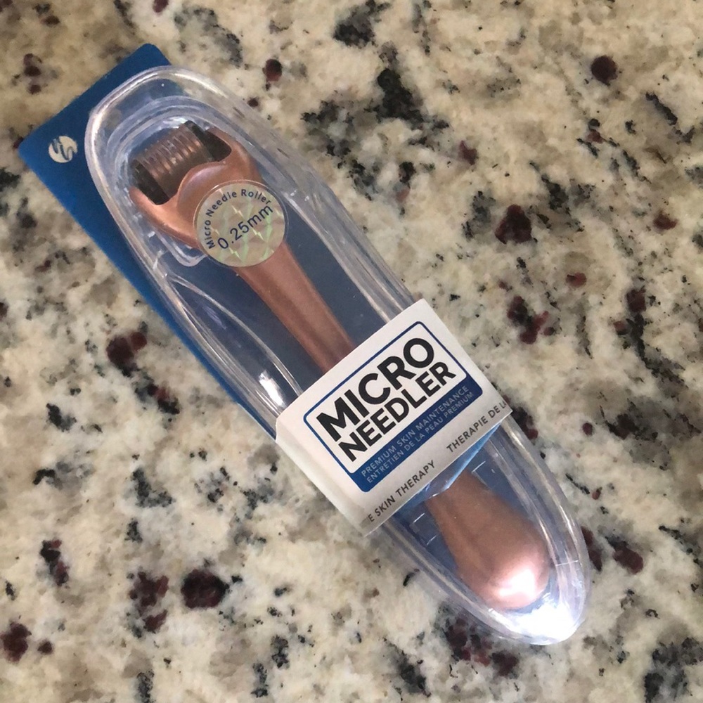 Brand New Rose Gold Face Hairline Micro 0.25mm Needler Roll